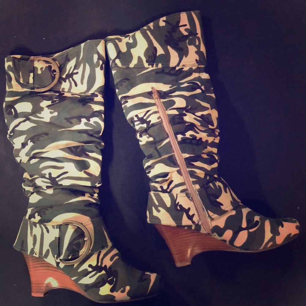 Naughty monkey boots